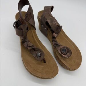 Pierre Dumas - Chantal bronze sandal - women’s size 10m